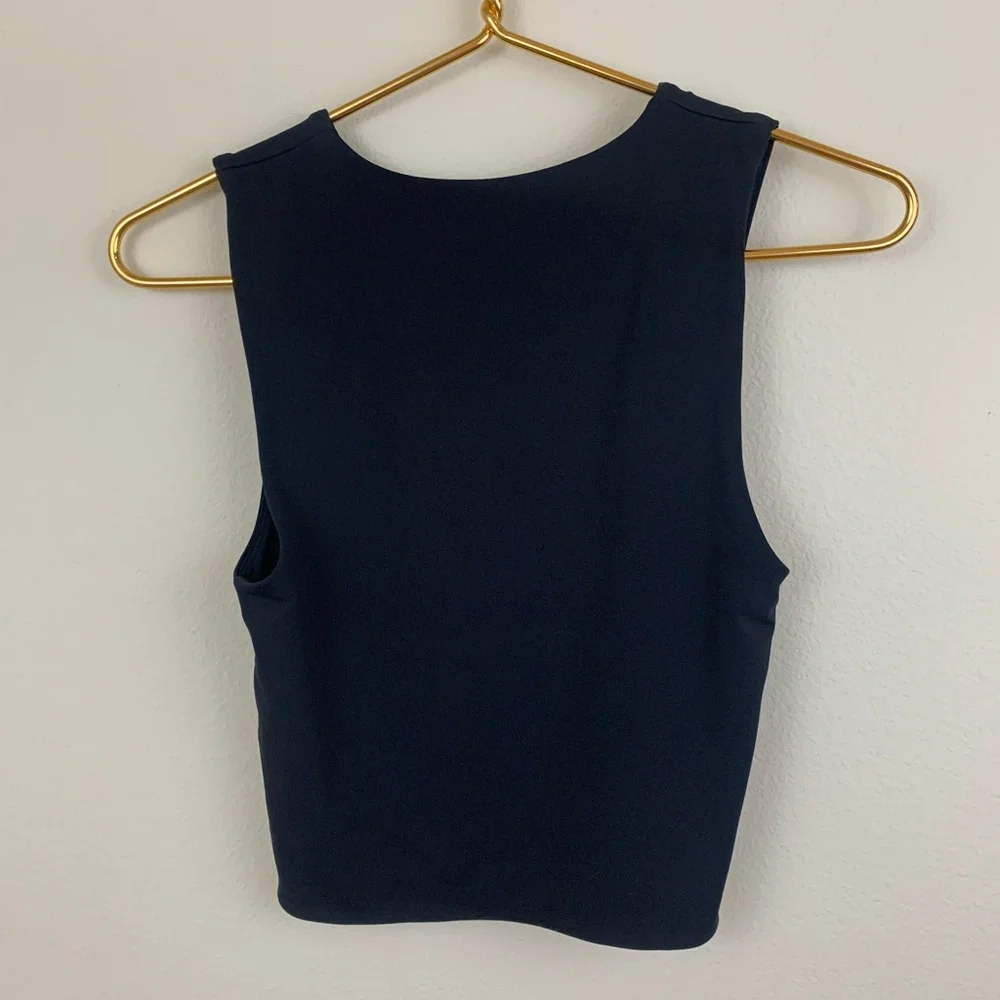Babaton Contour Black Sleeveless Top - Picture 5 of 11
